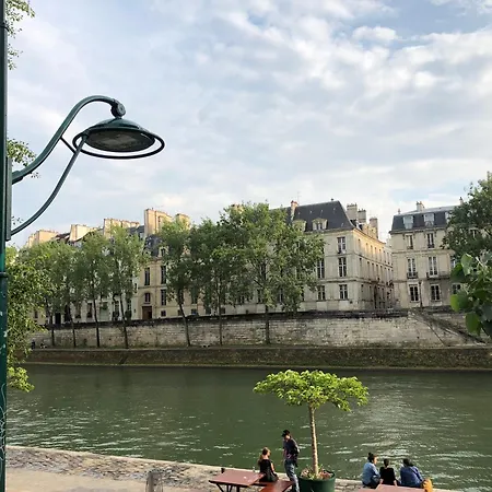 Charming Getaway In Le Marais - Oberkampf Working & Living